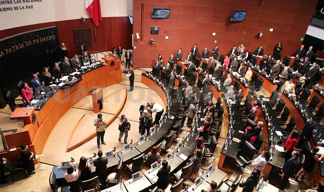 Homenajean a víctimas de sismos en México