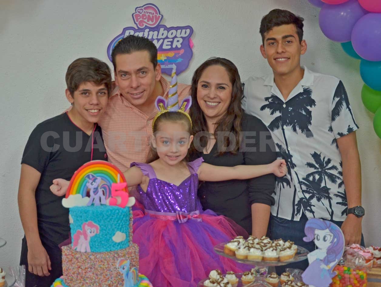 Dayam festejó sus cinco años