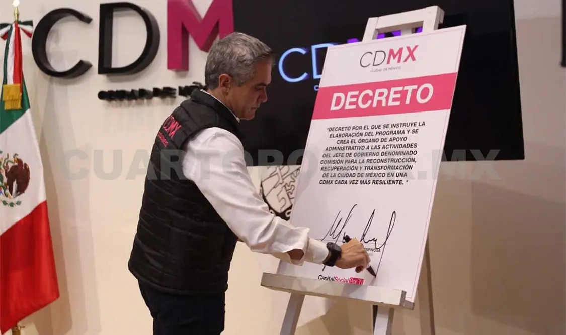 Firman decreto para plan de reconstrucción