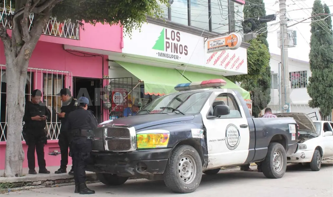 Pistoleros perpetraron violento asalto a tienda