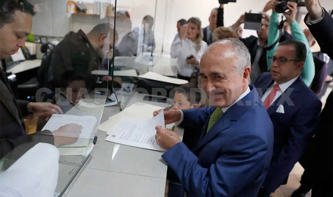 Registra Ferriz de Con candidatura independiente