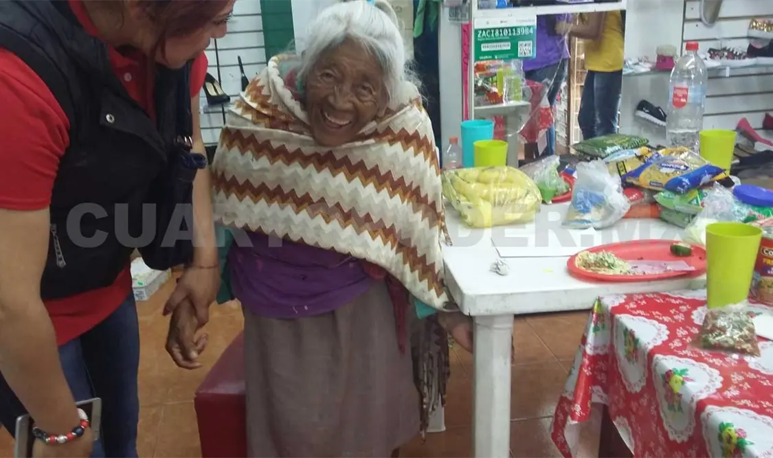 Tía Rosita, la ancianita que conmovió a miles