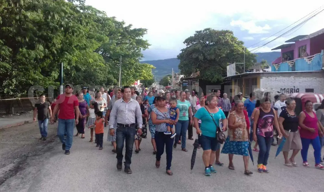 Transportistas suben pasaje sin autorización