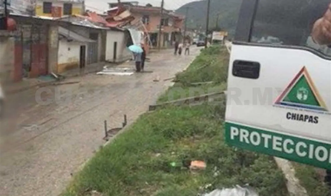 Brigadas inspeccionan escuelas en la Cañada