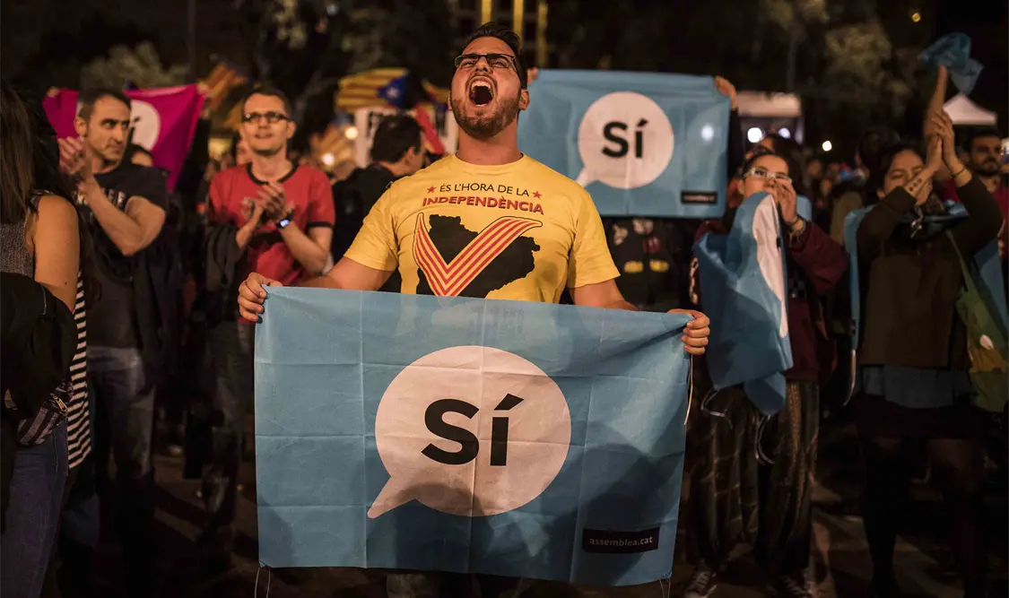 Abre Puigdemont la puerta a declarar independencia de Cataluña