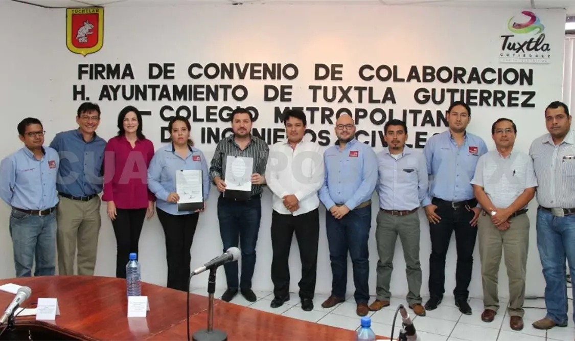 Gobierno e Ingenieros Civiles signan convenio
