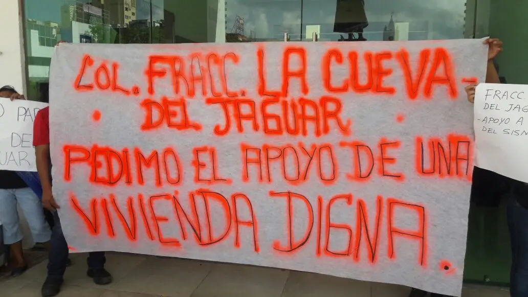 Habitantes de La Cueva del Jaguar en protesta. Foto: Adolfo Abosaid/CP