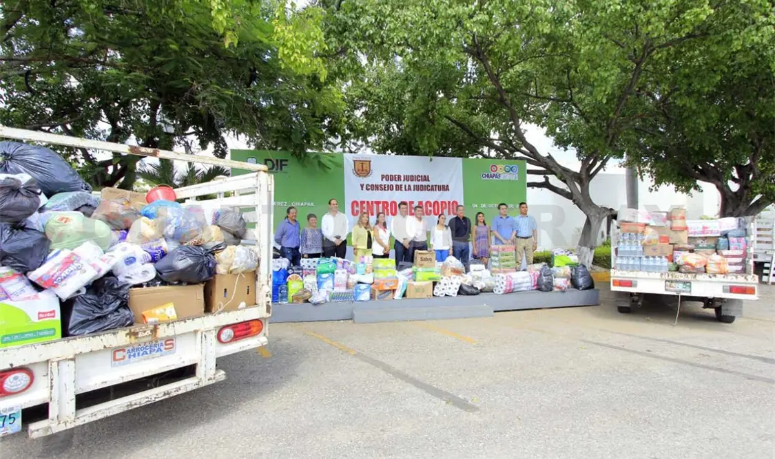 Realizan 2da entrega de donativos al DIF