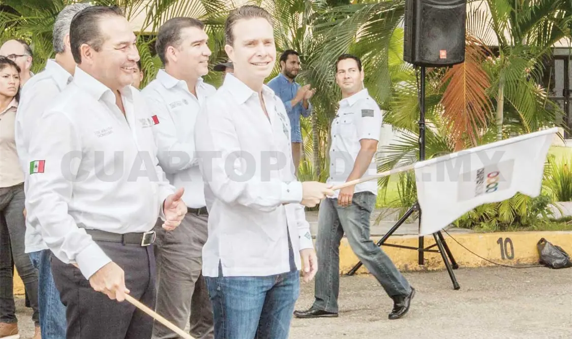 La ayuda de mexicanos en EUA será entregada por el Ejército: MVC