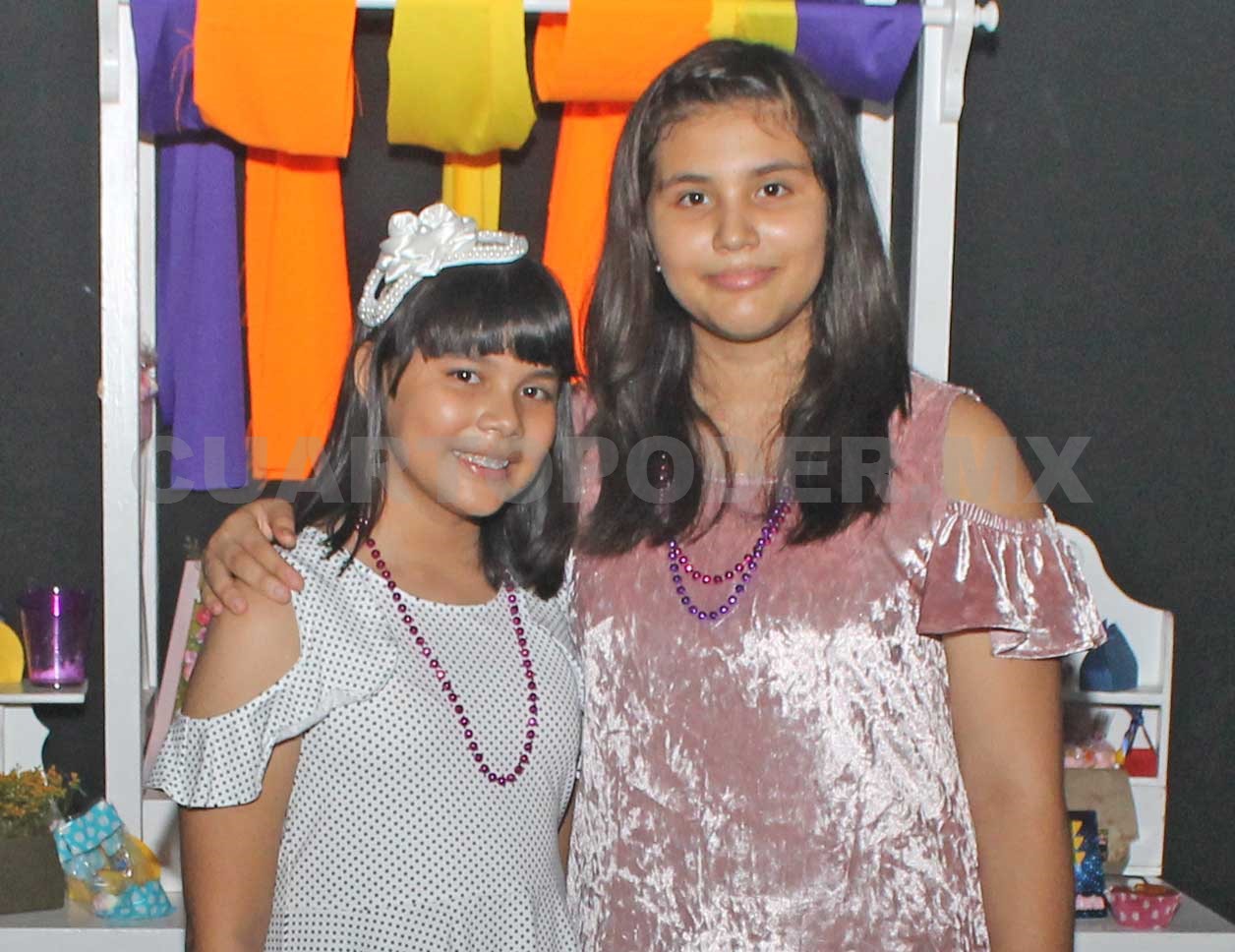 Felicidades, Ana Laura y Valeria