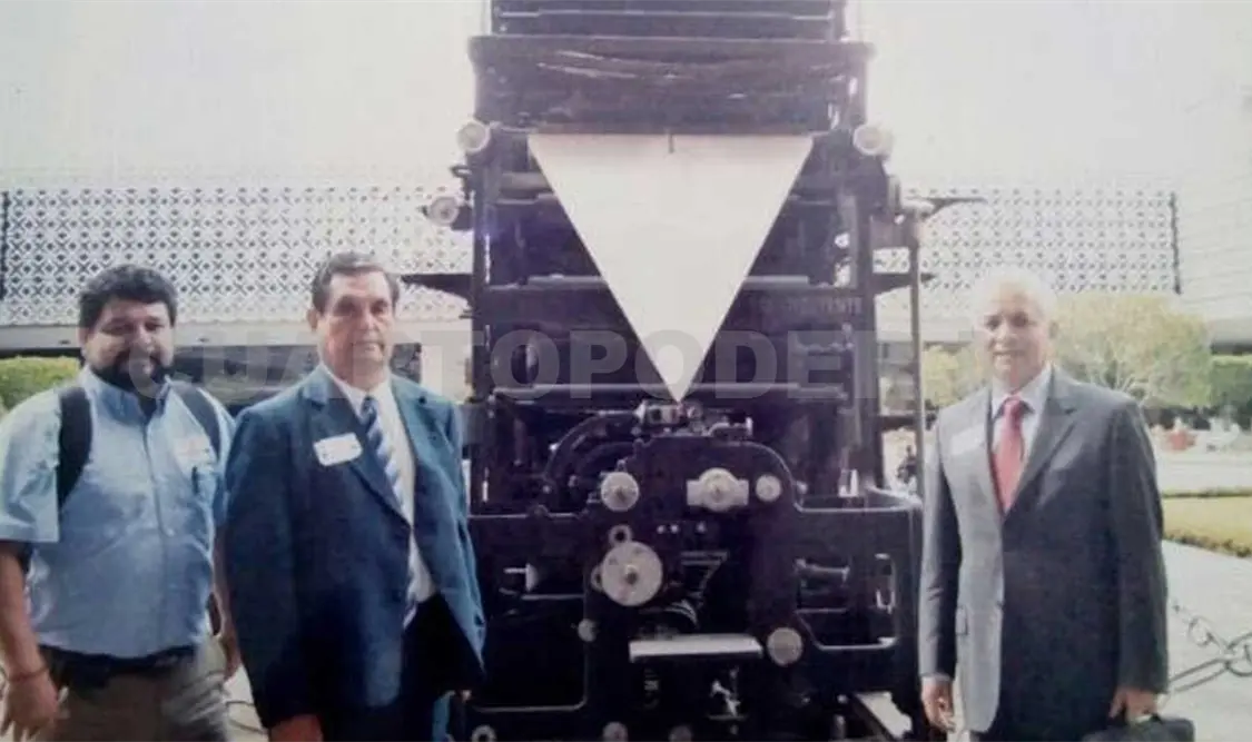 Reconocen aportación de egresados en Chiapas