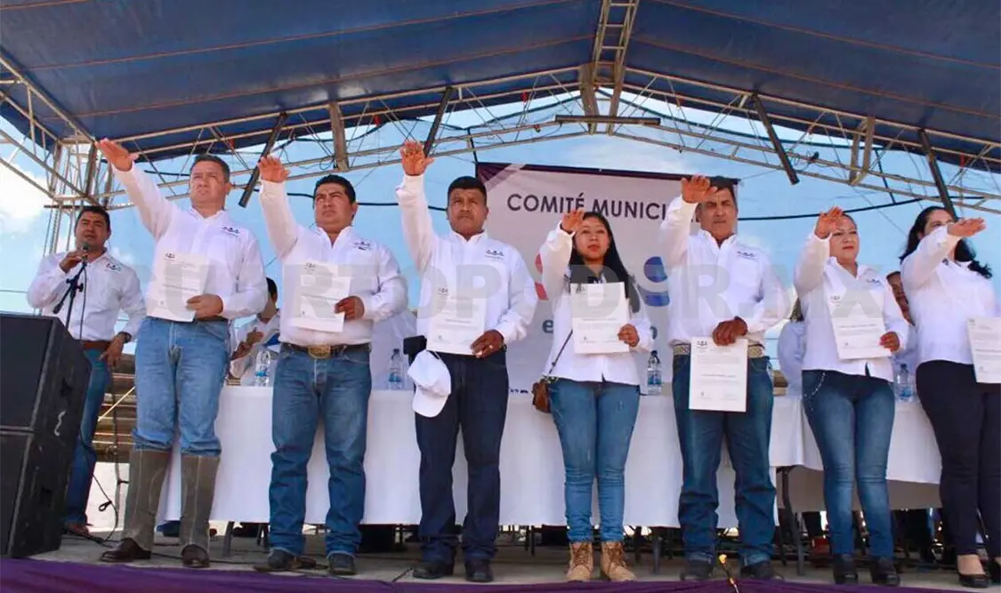 Toman protesta a comité municipal de la Trinitaria
