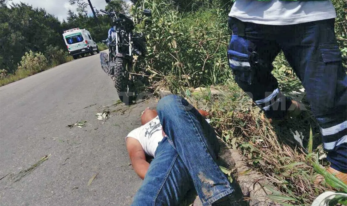 Derrapa ebrio motociclista
