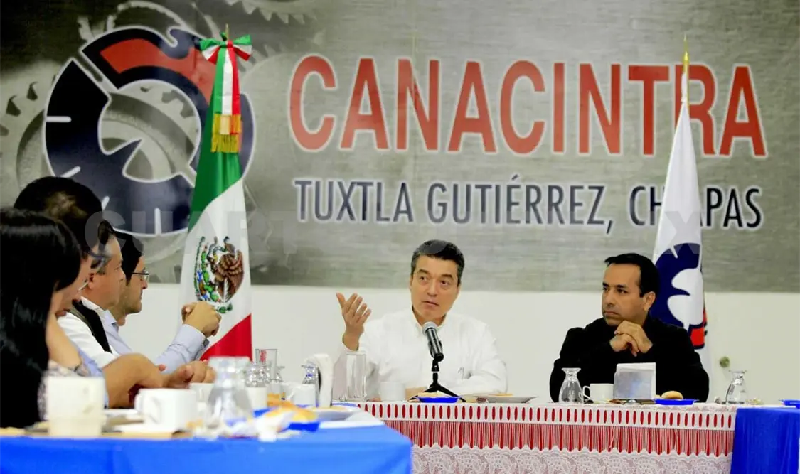 Se reúne Rutilio con empresarios de Canacintra