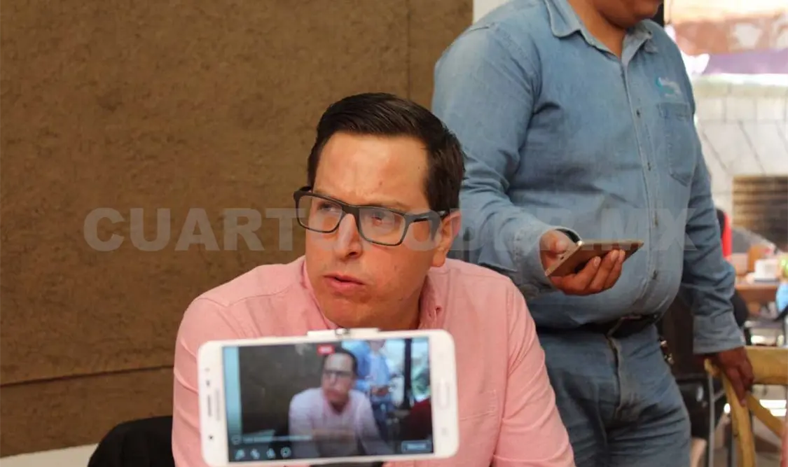 Reconoce Camacho Velasco a medios de comunicación