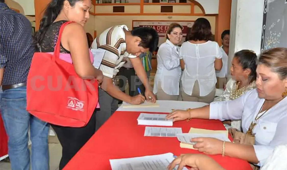 Realizan en Pichucalco Primera Feria del Empleo