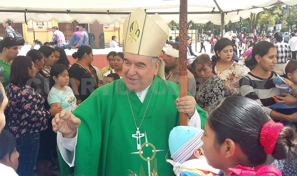 Preocupa a obispo pérdida de raíces culturales