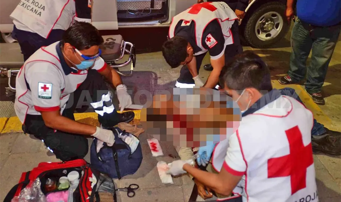 Joven acuchillado en una presunta riña callejera