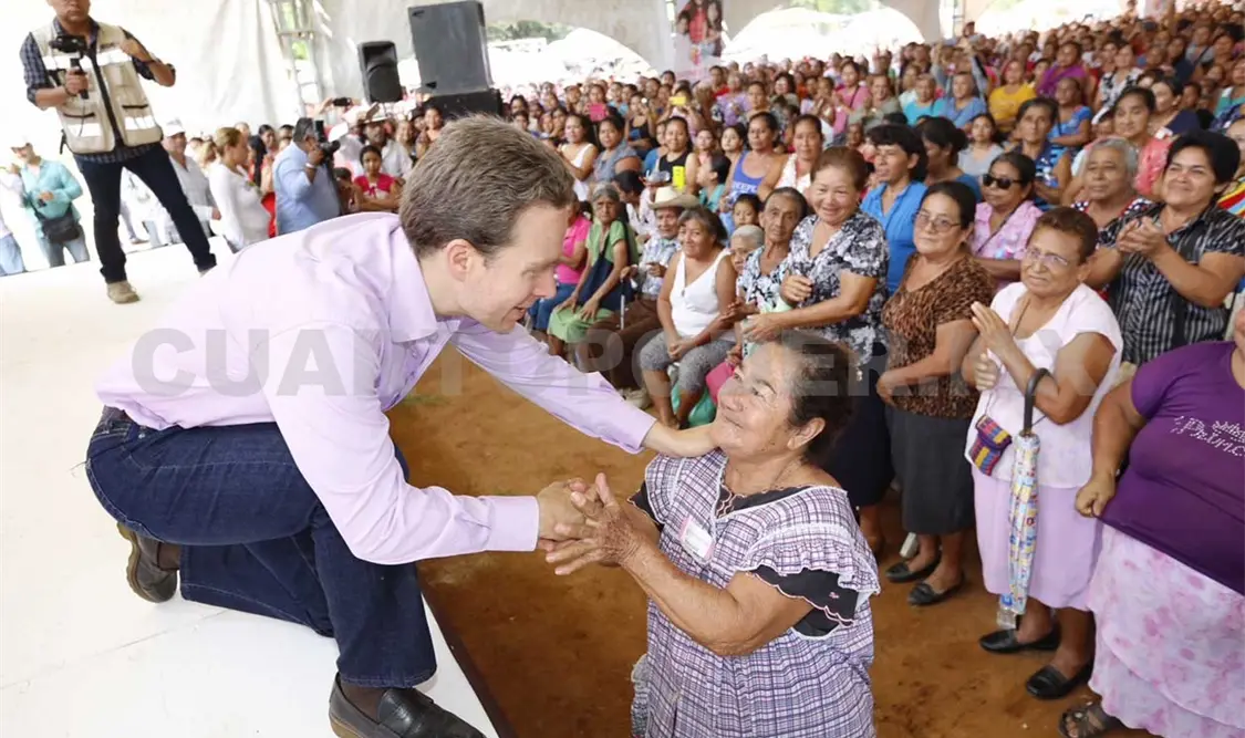 Beneficia MVC a jefas de familia