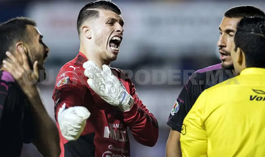 Con polémica, Cruz Azul derrota a Querétaro