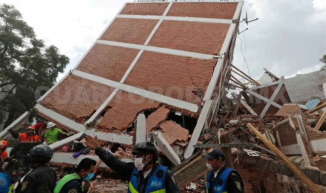A un mes del sismo, México intenta volver a la normalidad