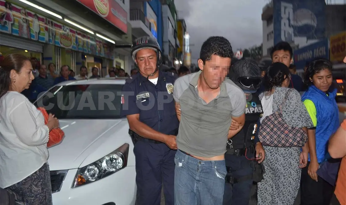 Ladrón es retenido y entregado a las autoridades