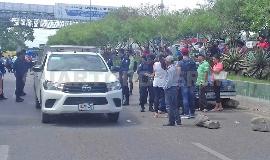Muere manifestante tras ser atropellado en bulevar
