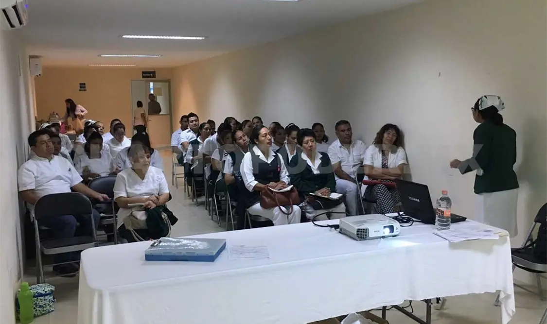 Capacita IMSS al personal de enfermería