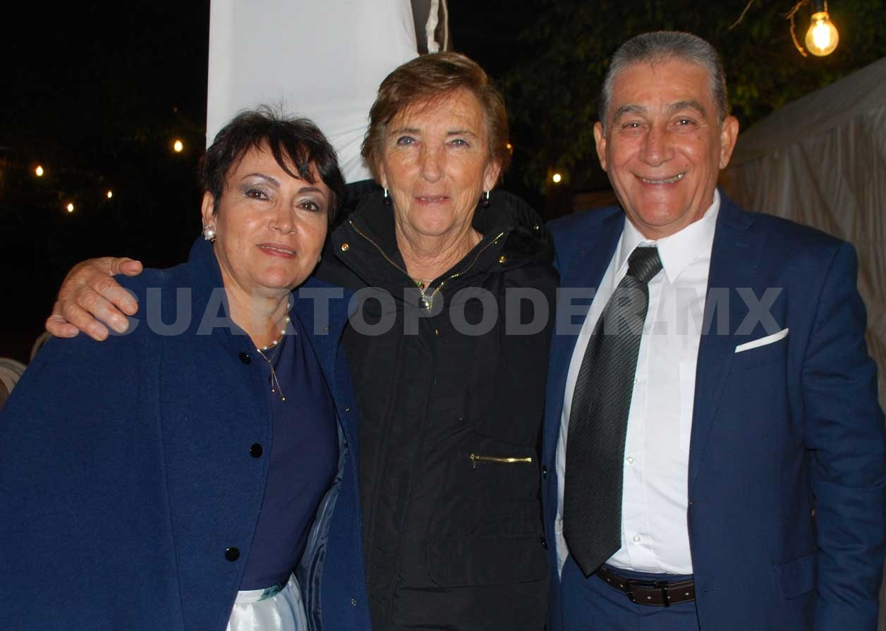 Mari´a del Carmen y Gustavo unieron sus vidas