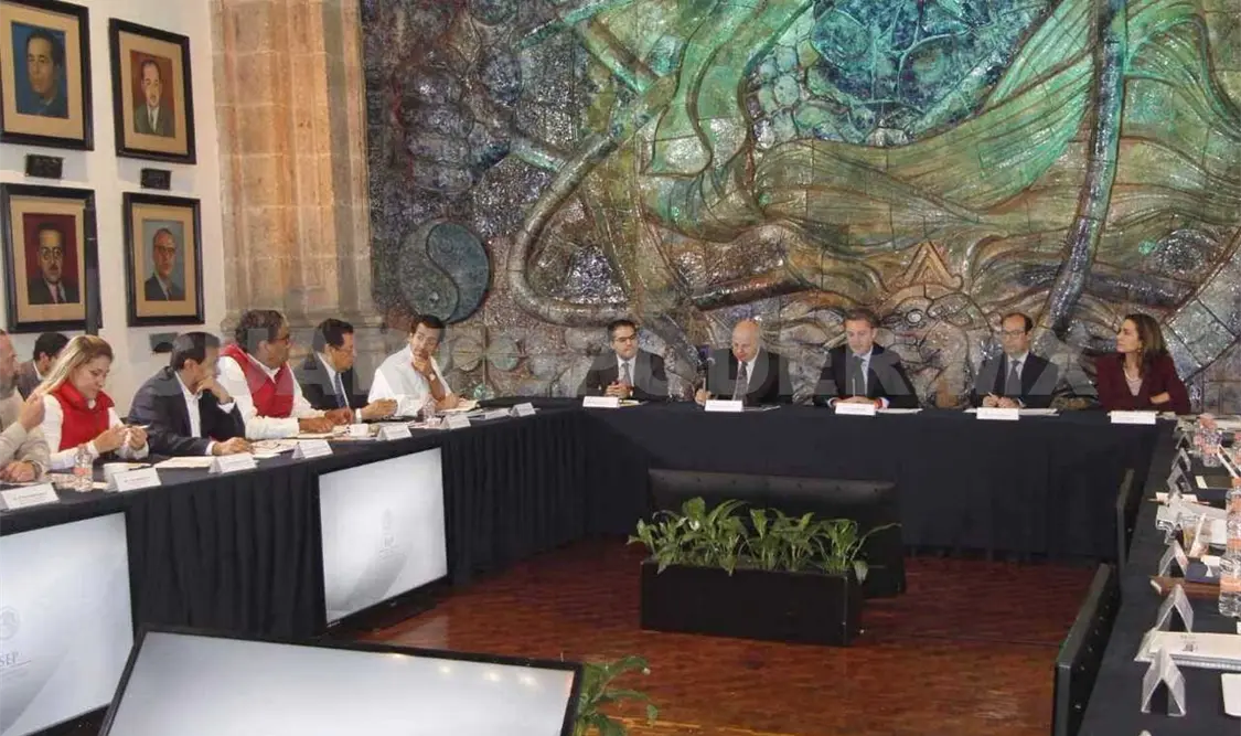 Supervisan segunda fase de regreso a clases