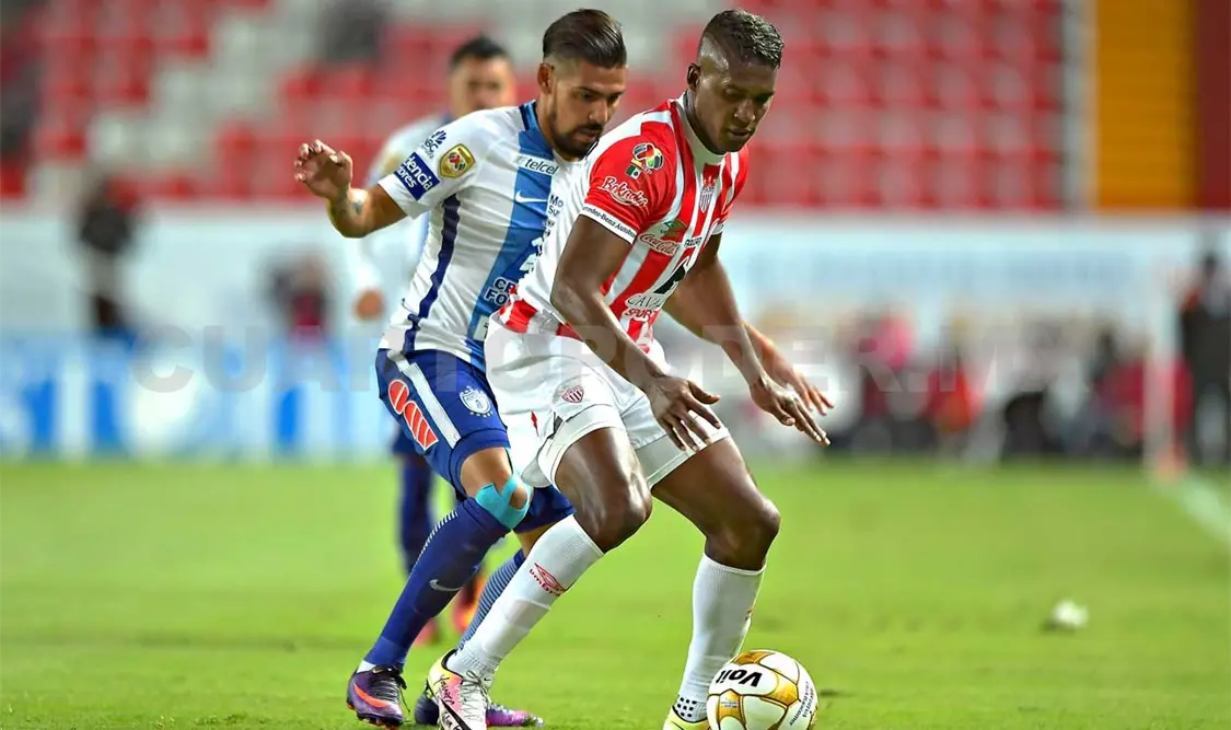 Necaxa y Lobos van por triunfo