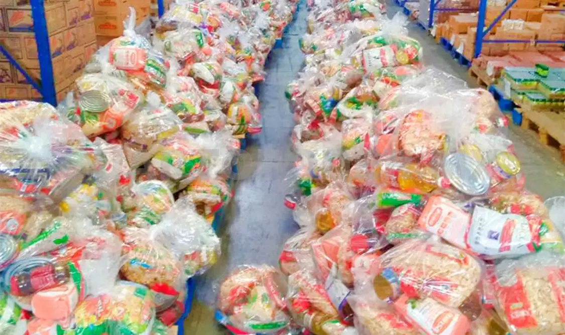 Diconsa entregó 62 mil 900 despensas en Oaxaca, 77 mil 255 en Chiapas, 10 mil en el Estado de México y 500 en la Ciudad de México. Agencias