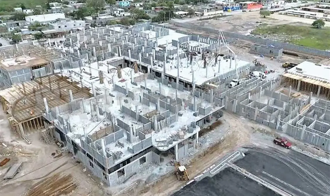 Aspecto de la obra del hospital, tomado desde hace 20 días. Cortesía