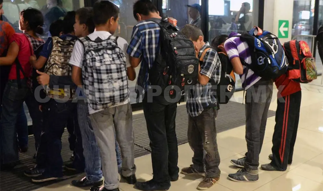 Investigan abusos en detención de niños