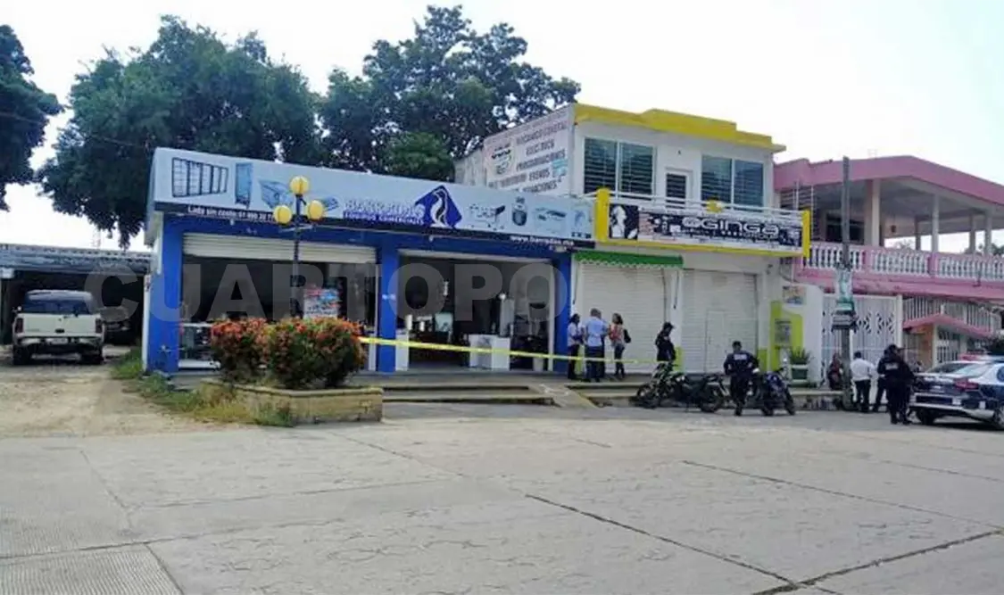 Balacera entre asaltantes y policías; hay 2 detenidos