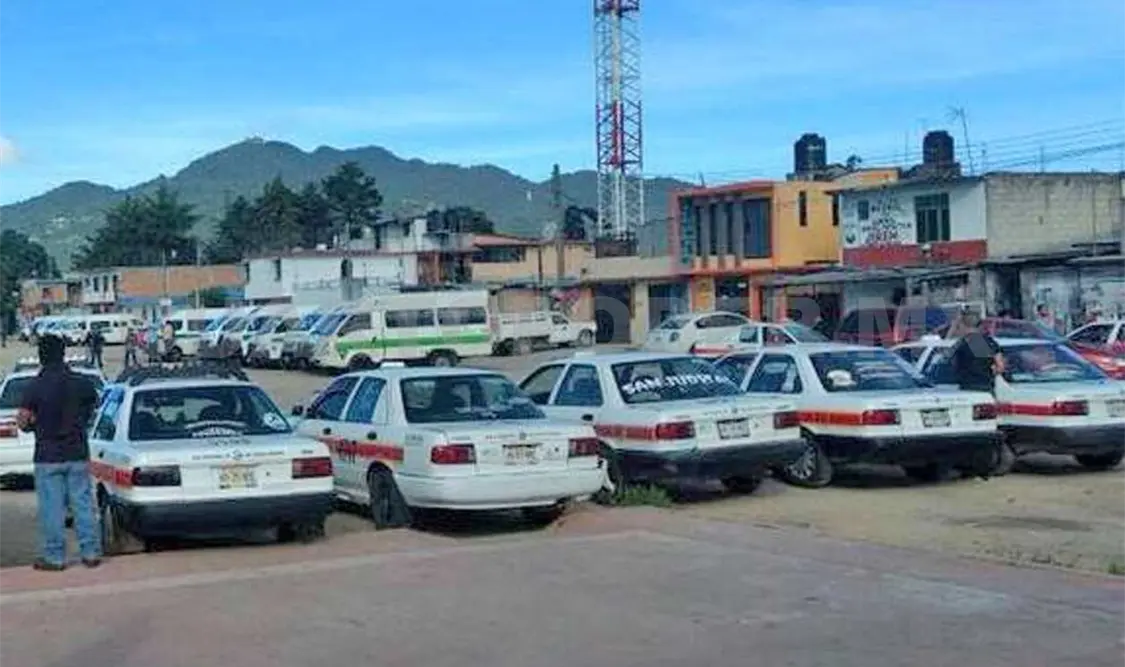 Transportistas amenazan con realizar paro indefinido
