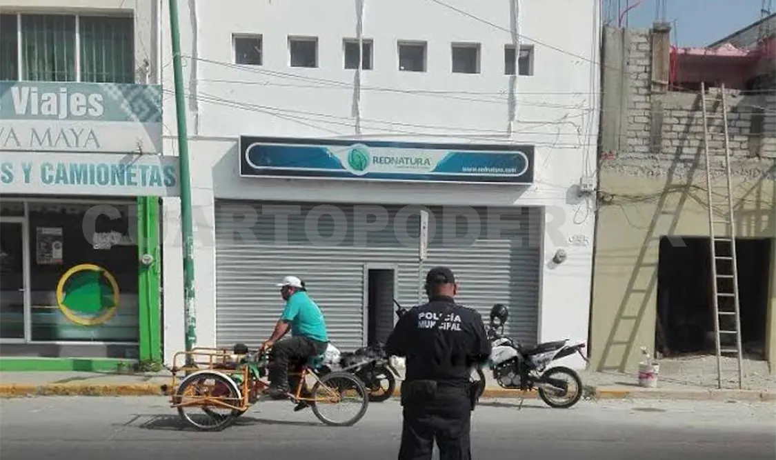Hampones se roban 100 mil pesos de caja fuerte