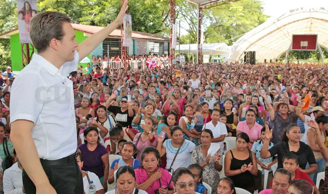 El mandatario destacó que estos apoyos son acciones que se impulsan para procurar una mejor calidad de vida. CP