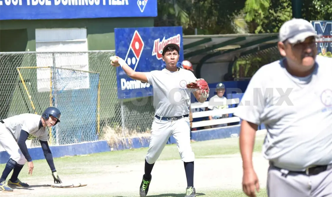 Halcones derrota 11-6 a Pistones en amistoso