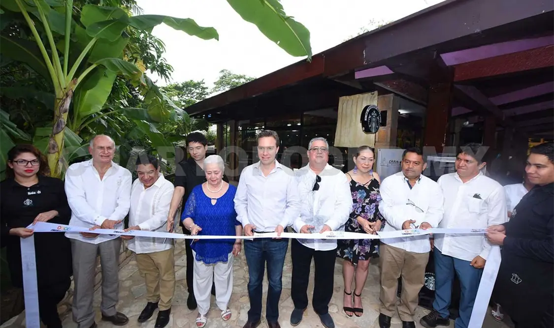 Entrega MVC apoyos a MiPyMES afectadas por el terremoto