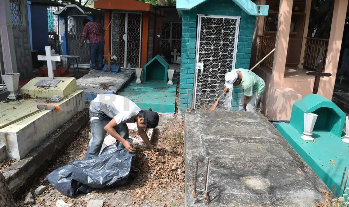 Hasta 50 mil pesos cuesta morirse en Tuxtla