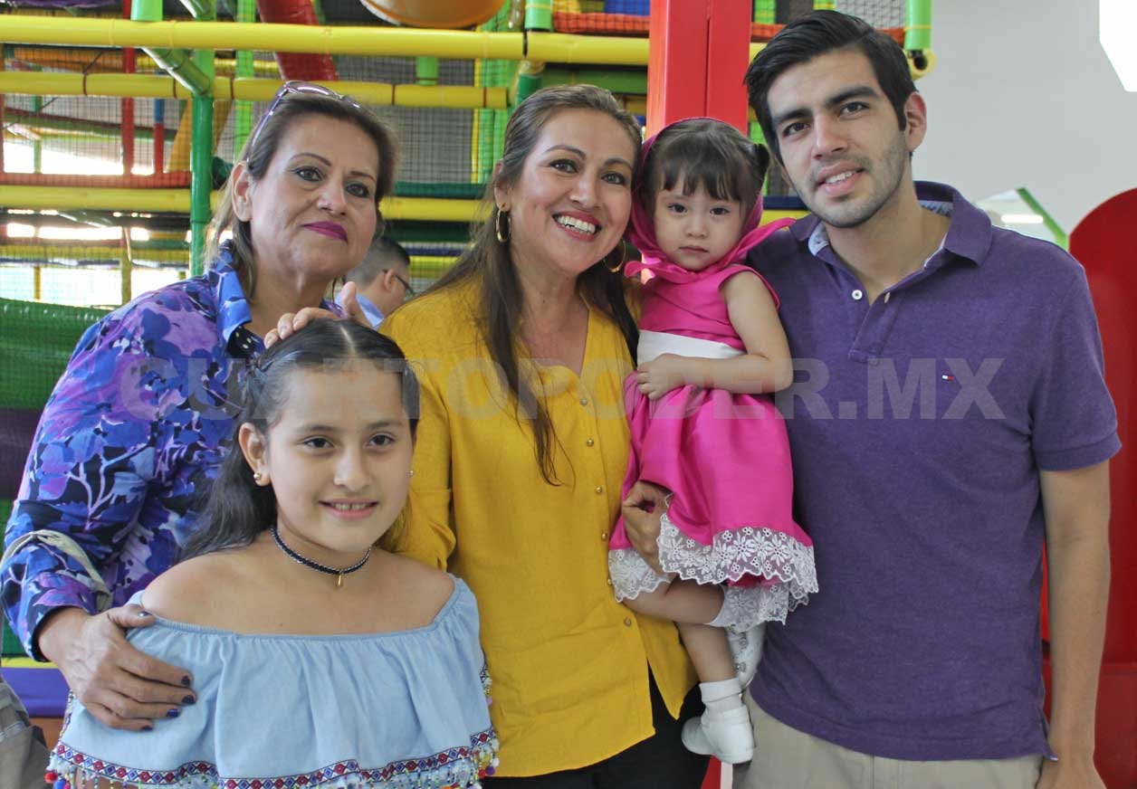 Fiesta de cumpleaños para Sarah