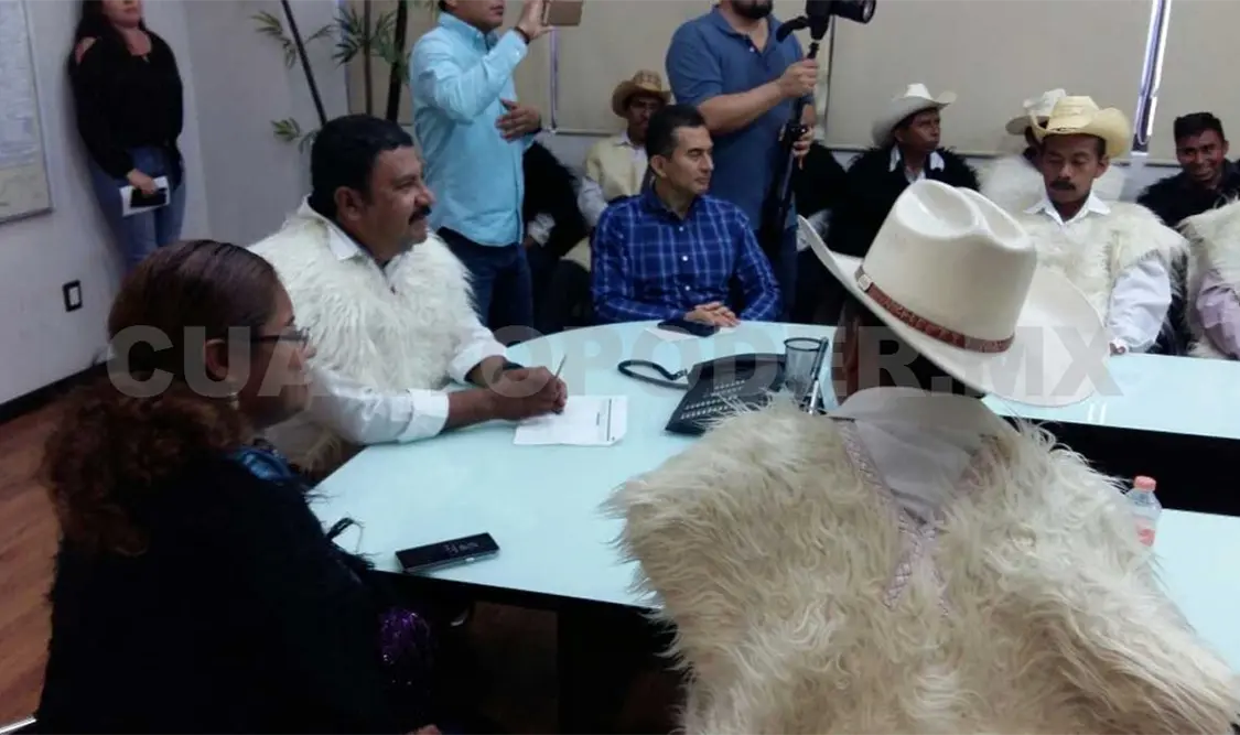 Agradecen autoridades conclusión de camino