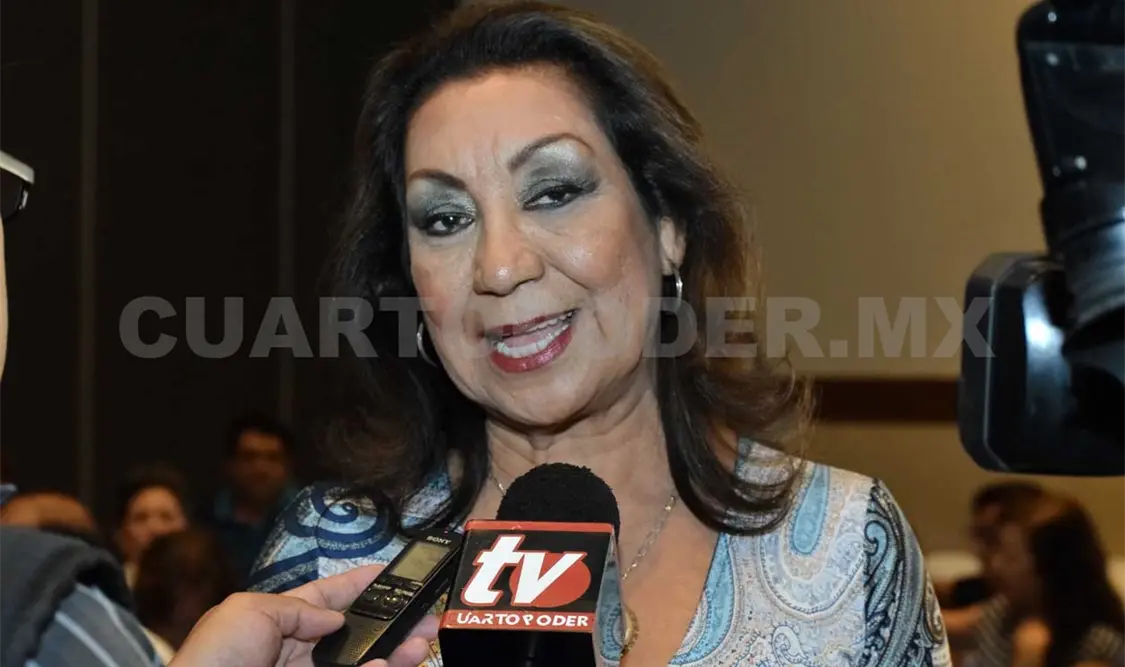 Reconocen destacada trayectoria de educadoras