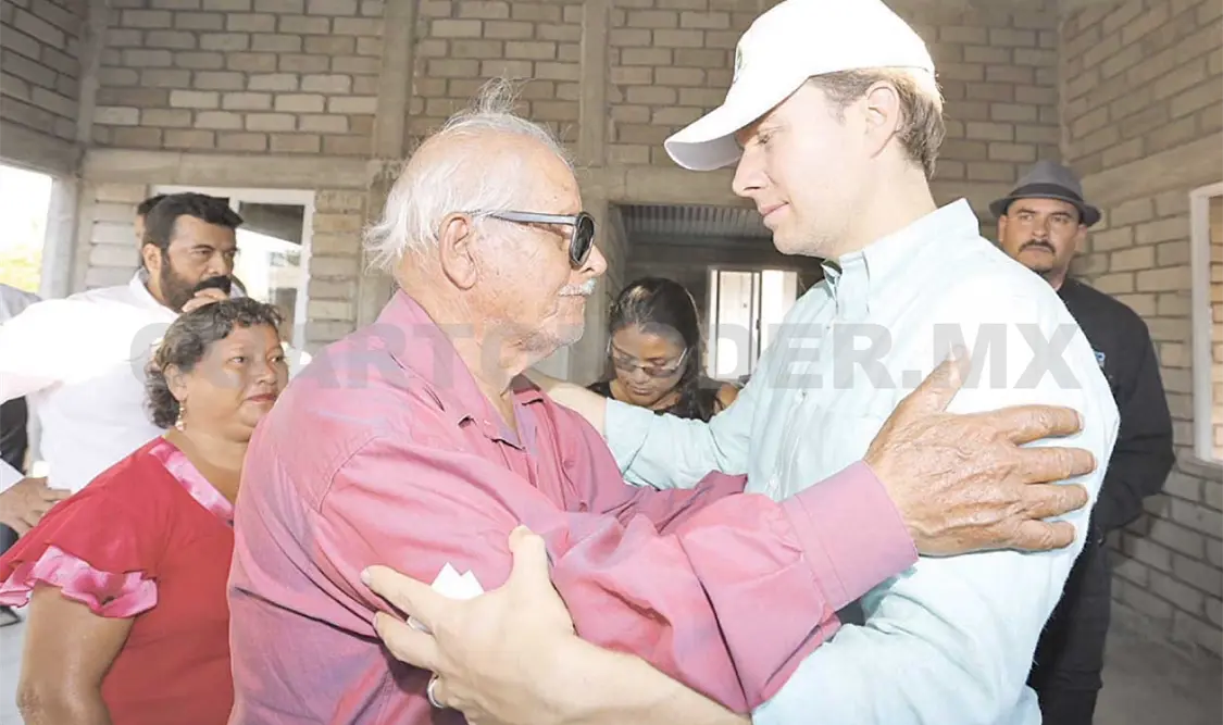 Avanza entrega de viviendas a familias damnificadas: Velasco