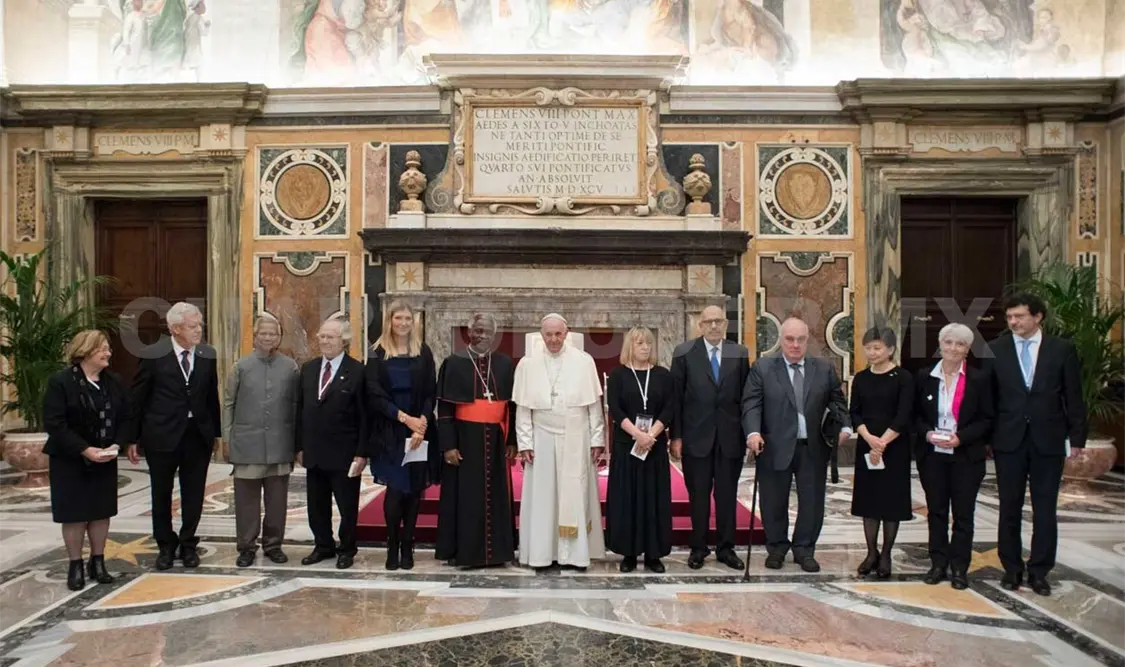Papa Francisco condena uso de armas nucleares