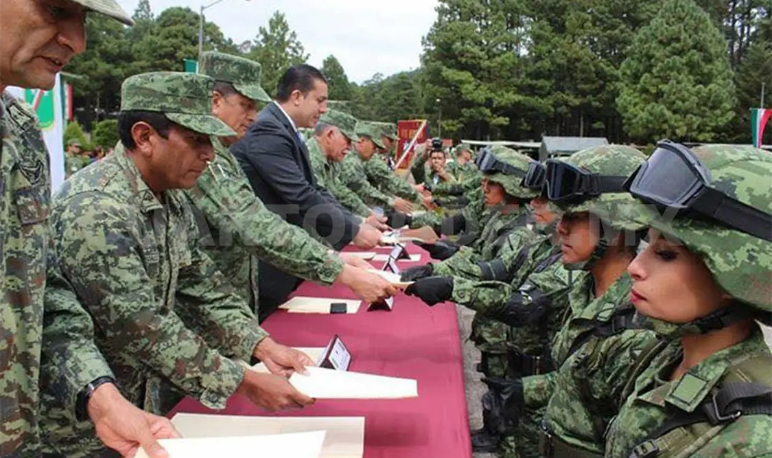 Concluye con éxito adiestramiento militar
