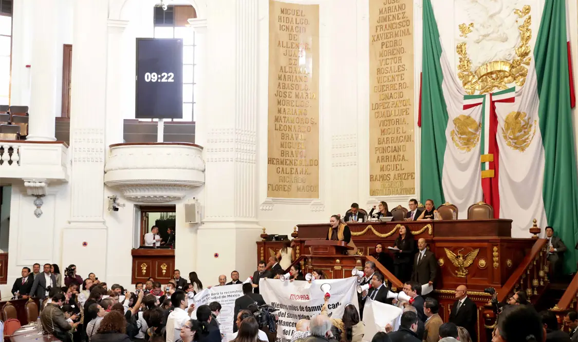 Morena exige en la Asamblea Legislativa remoción de Fernando Zárate