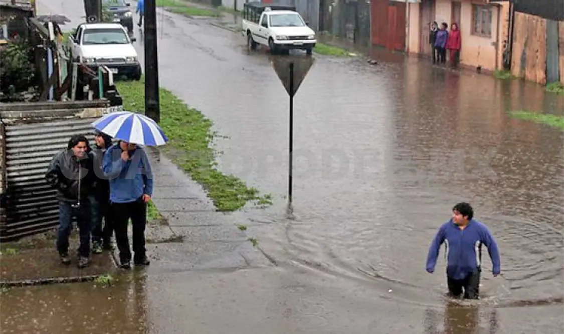 Exhortan a la población a mantenerse informada sobre las condiciones meteorológicas. Agencias
