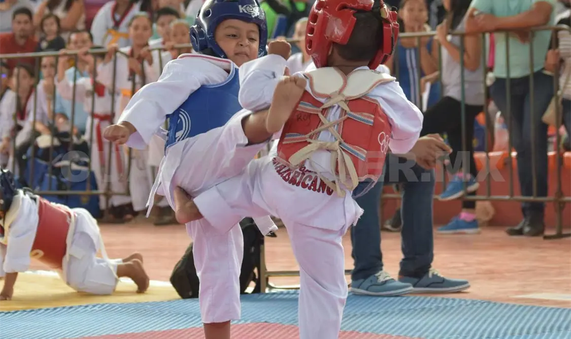 La categoría que inició el evento fueron los de Infantil con taekwondoínes de hasta 12 años. Guillermo Ramos /CP